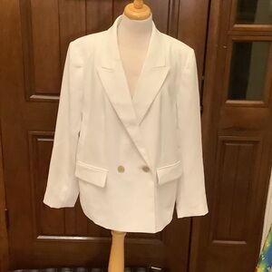 Chic White Women's Blazer